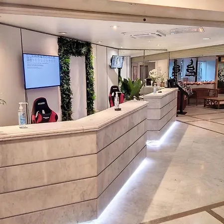 Appartement Graziella 402 *